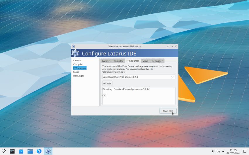 Installing FreeBSD on VMware: The KDE Plasma 5 desktop (with the Lazarus Configuration window)