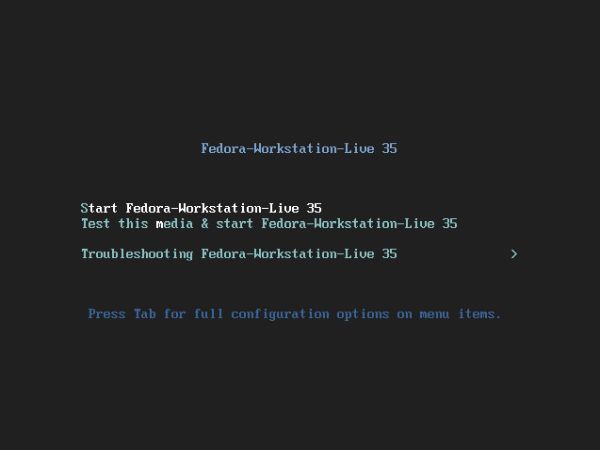 Fedora installation: Booting the Live environment