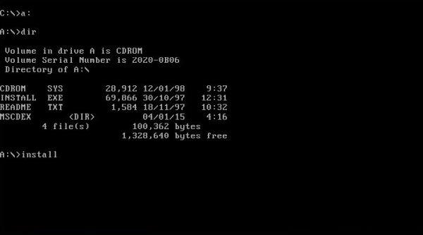 Windows 3.0 with Multimedia Extensions: Starting the installation of HXCD-ROM Drive